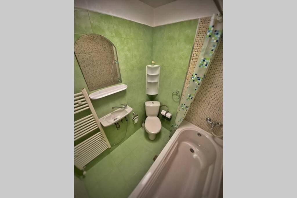 The Secret Lodge- New With Private Garage, Entire House Veliko Tárnovo Exterior foto